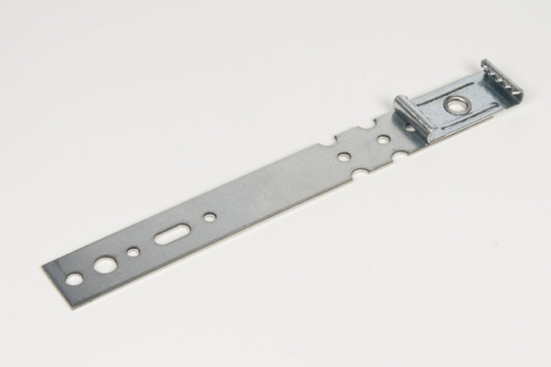 Verstärkte Einschlaganker  für PVC Fenster